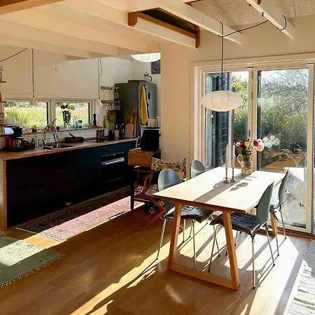 בית נופש Newly Built Tiny House With River Views *