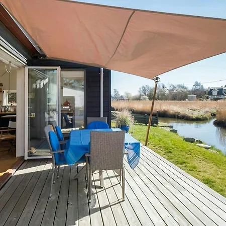 Newly Built Tiny House With River Views Vedelshave