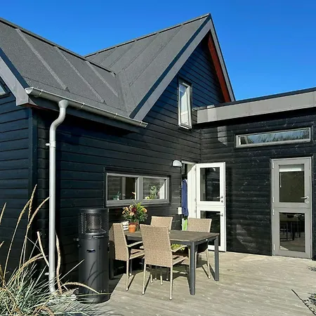 Сasa de vacaciones Newly Built Tiny House With River Views *