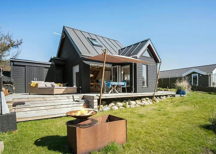 Сasa de vacaciones Newly Built Tiny House With River Views Brenderup