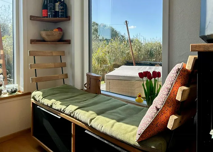 Сasa de vacaciones Newly Built Tiny House With River Views