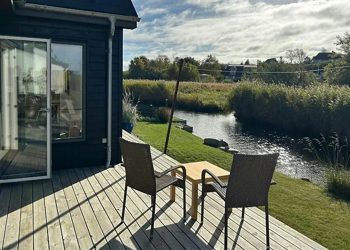 Newly Built Tiny House With River Views Сasa de vacaciones *